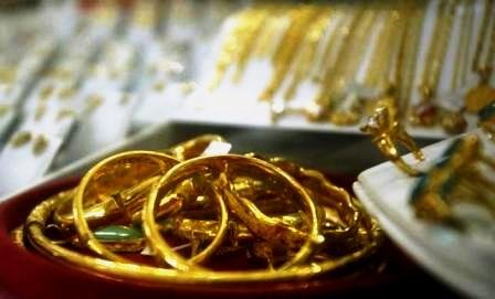 Gold Up And World Economy Concerns