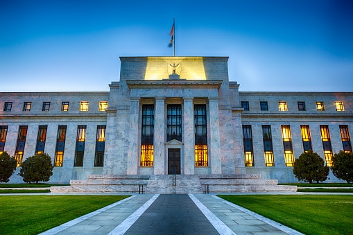 Fed Meeting Results: FOMC ने दरें स्थिर रखीं, पॉवेल ने कहा कि सितंबर में कटौती संभव है